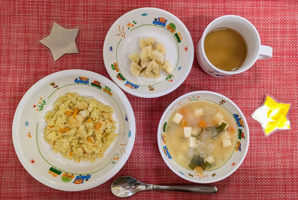 【5月10日㈯の給食・おやつ】