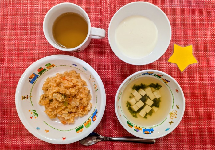 【3月14日㈯の給食・おやつ】