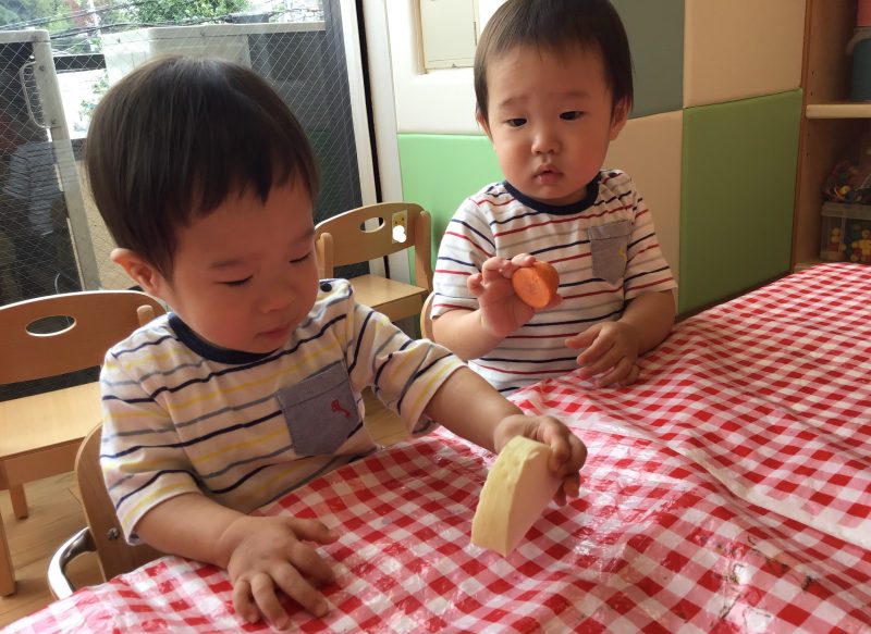 やさいスタンプの製作をしました??✨　そしてお別れ会・・・