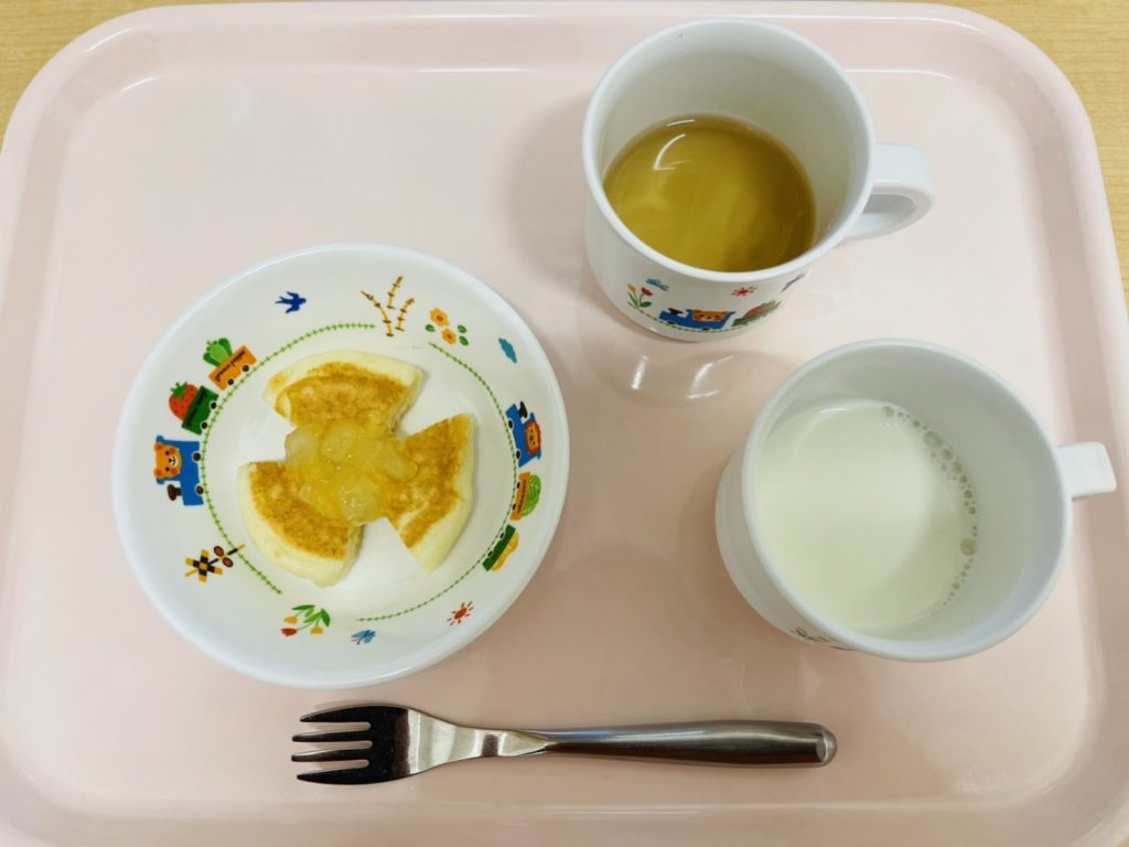 4月20日(木)の給食・おやつ