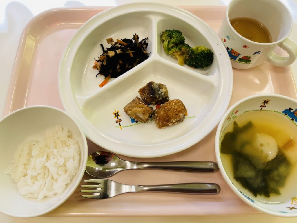 5月31日(水)の給食・おやつ