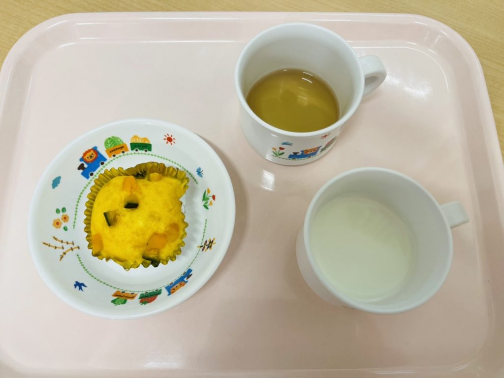 7月22日(土)の給食・おやつ