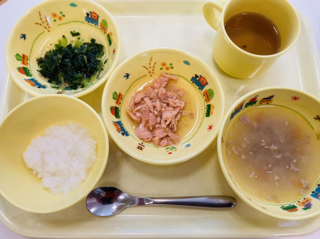 8月16日(水)の給食・おやつ