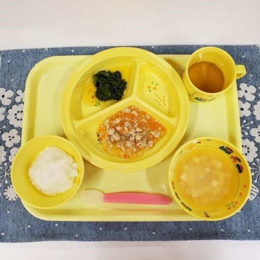 11月1日(火)の給食・おやつ