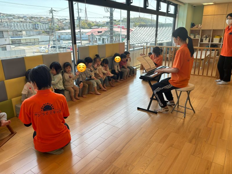 カリキュラムブログ♪リトミック♪