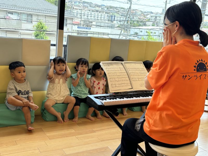 カリキュラムブログ♪リトミック♪