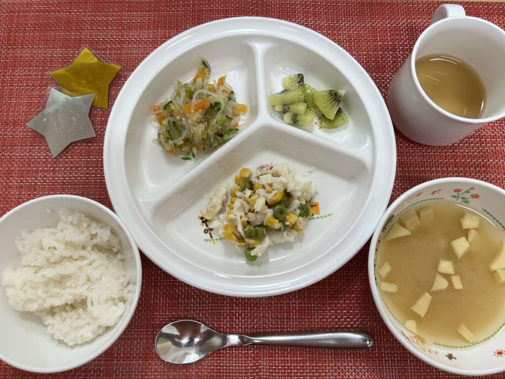 【1月9日㈭の給食・おやつ】