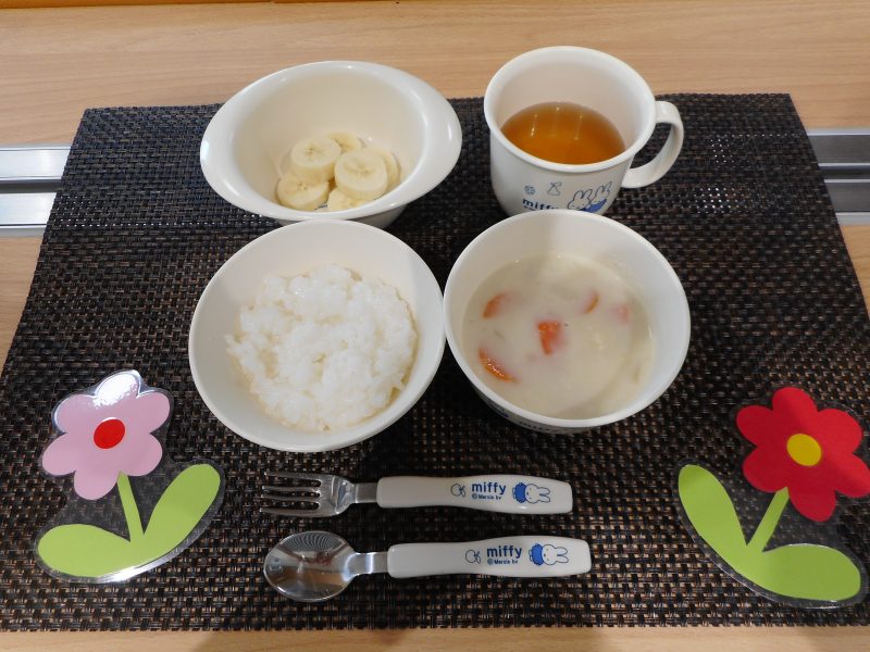 4月１６日（月）の乳児食と離乳食
