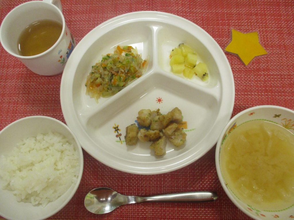 【7月18日㈮の給食・おやつ】
