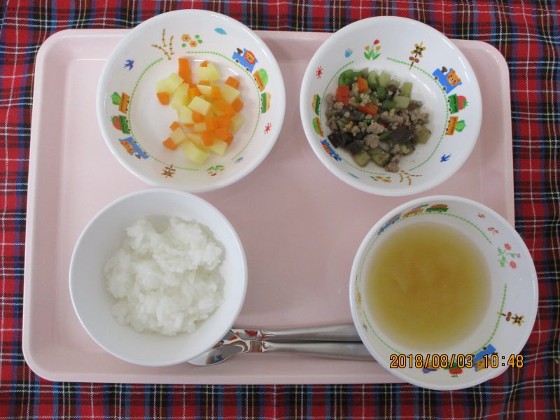 8月3日（金）のお給食　(^o^)