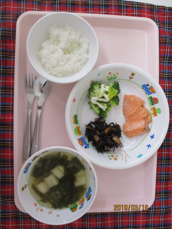 ３月19日（火）のお給食(*^^)v