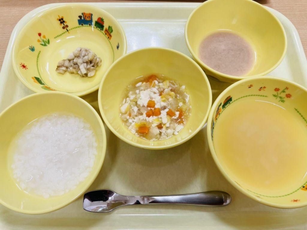 7月31日(月)の給食・おやつ