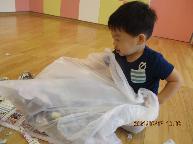 8月10日(木)の給食・おやつ