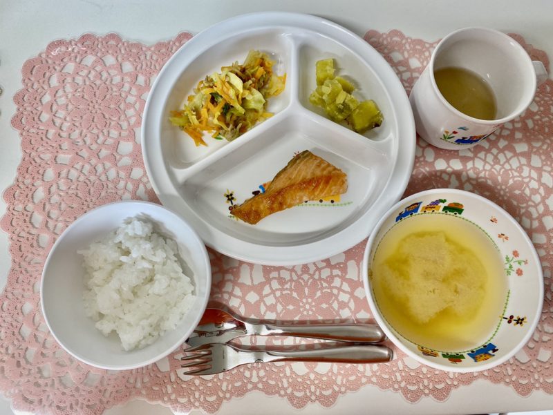 9月27日（火）の給食・おやつ