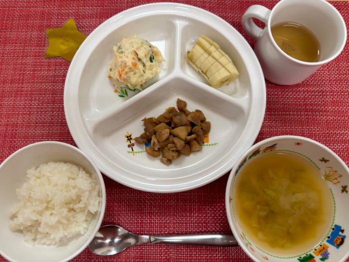 【12月11日㈭の給食・おやつ】