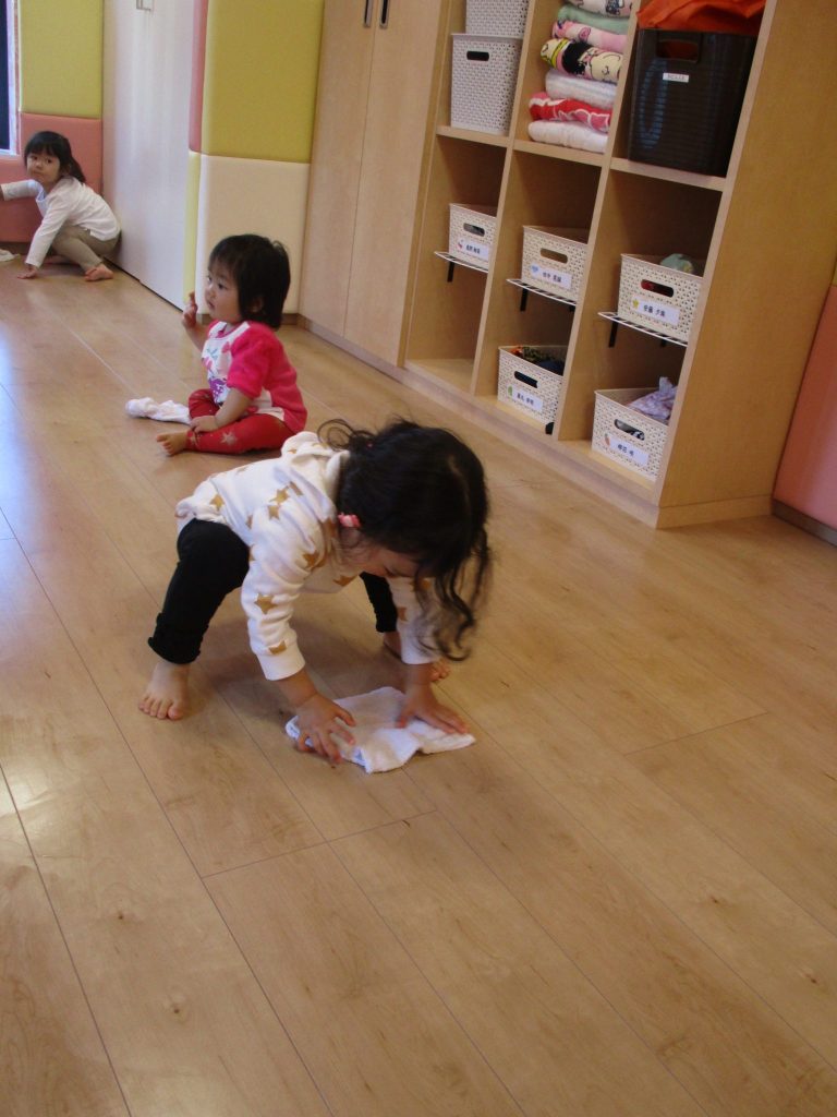 11月13日(金)の給食・おやつ