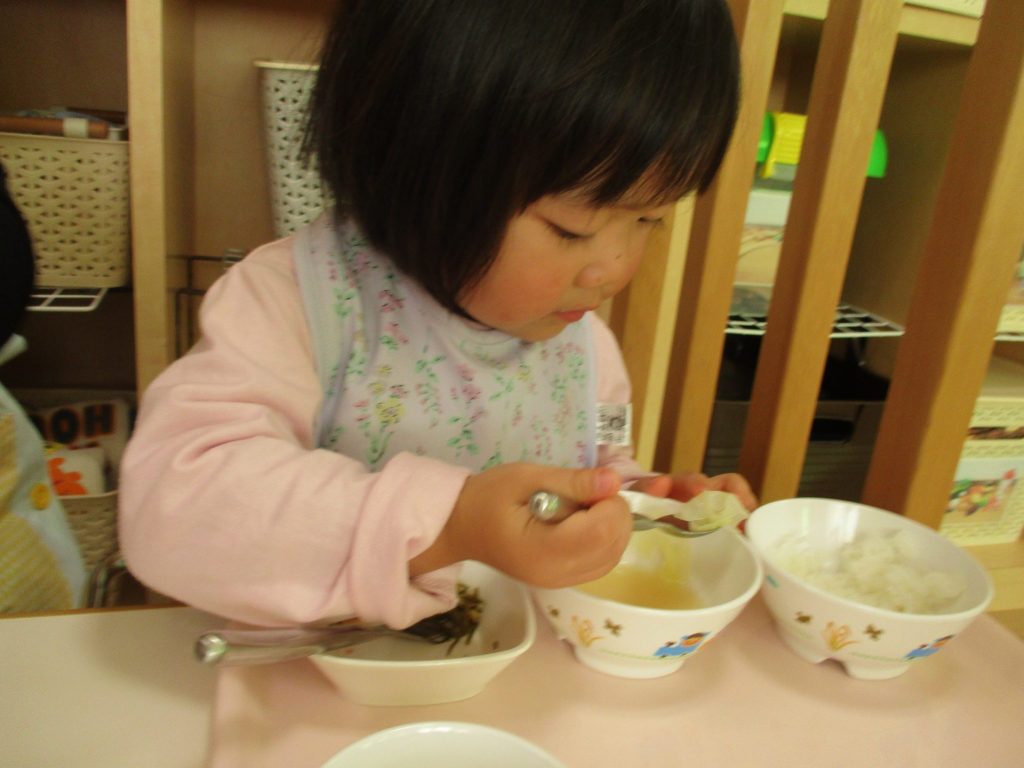 9月13日（火）の給食・おやつ
