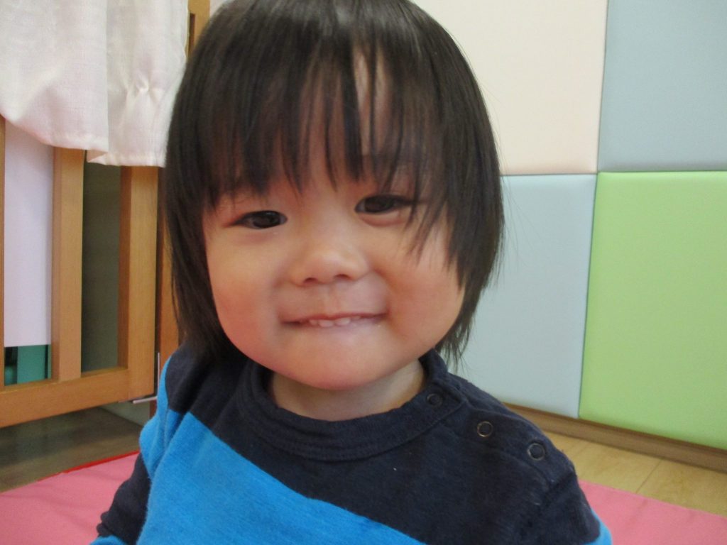 お散歩で見つけたものは…?