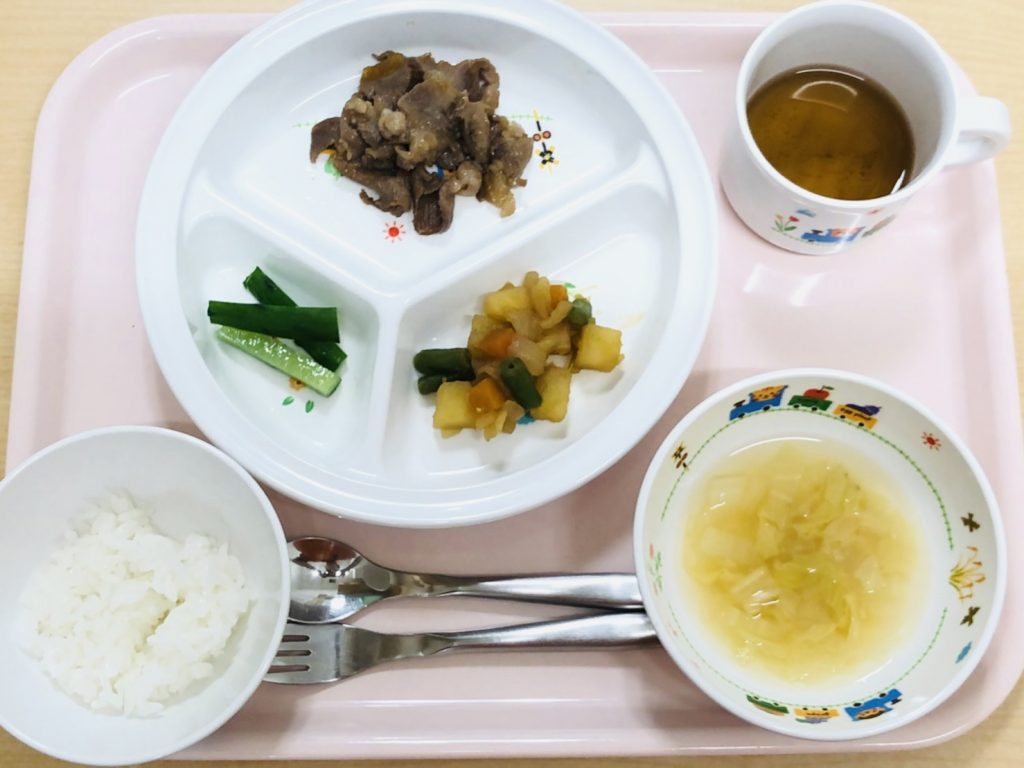 4月26日(水)の給食・おやつ