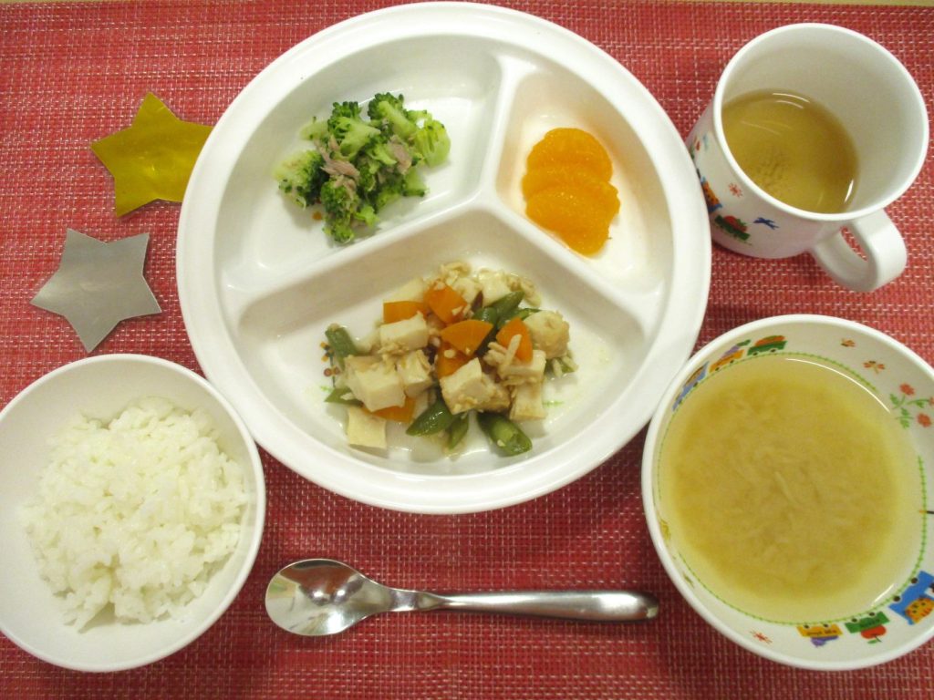 【6月10日㈪の給食・おやつ】