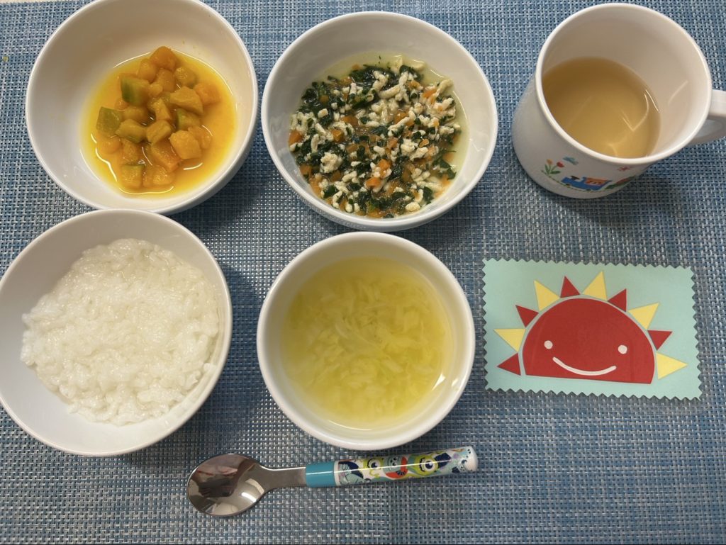 9月22日（木）の給食・おやつ