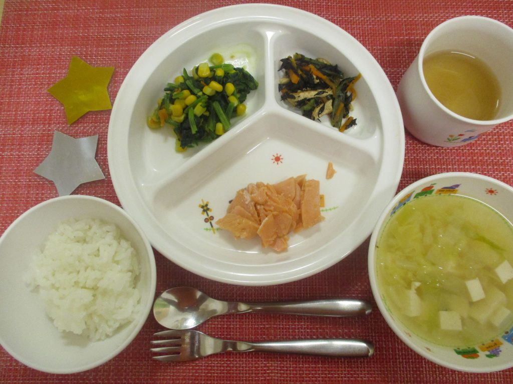 【7月26日㈮の給食・おやつ】