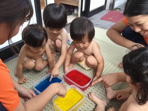 プルプル寒天遊び！