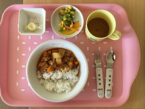 ８月１７日のお給食です