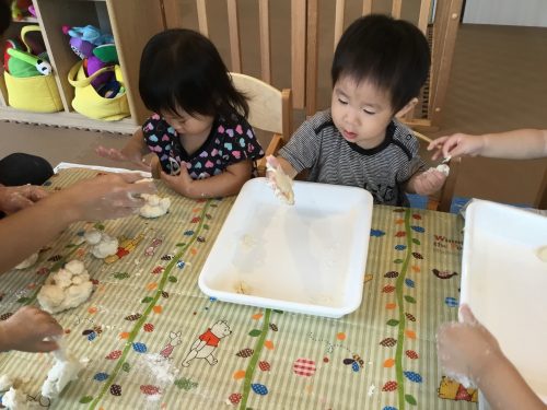 小麦粉粘土で遊んだよ！