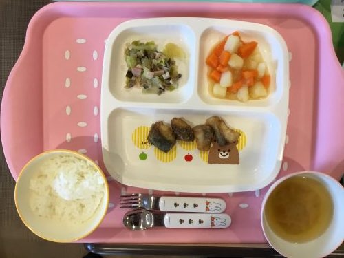 １２月１８日のお給食です