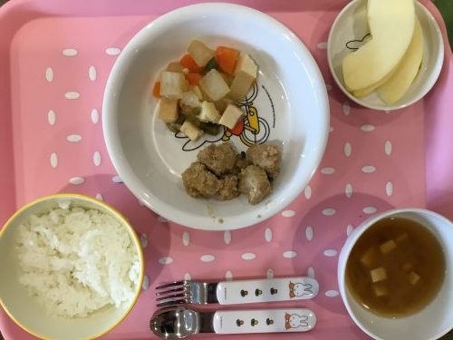 １月２８日のお給食です