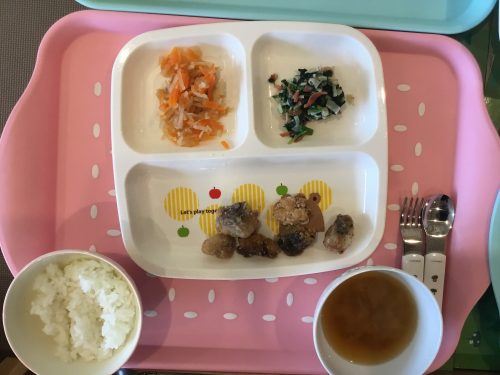 ２月２２日のお給食です