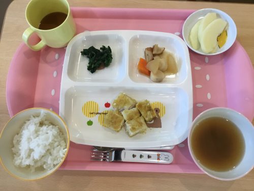 ２月２６日のお給食です