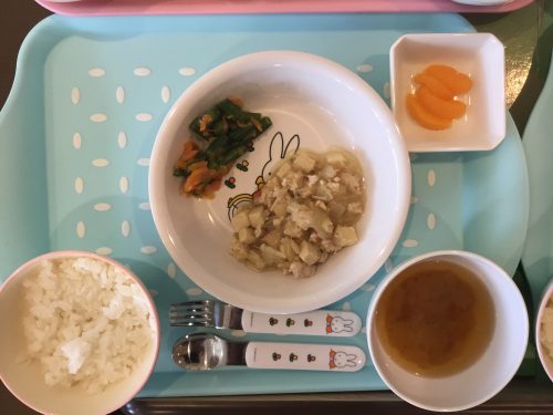 ３月４日のお給食です