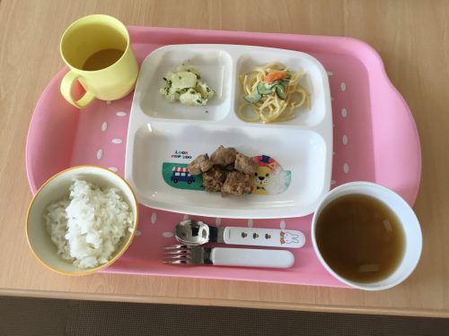 3月２６日のお給食です