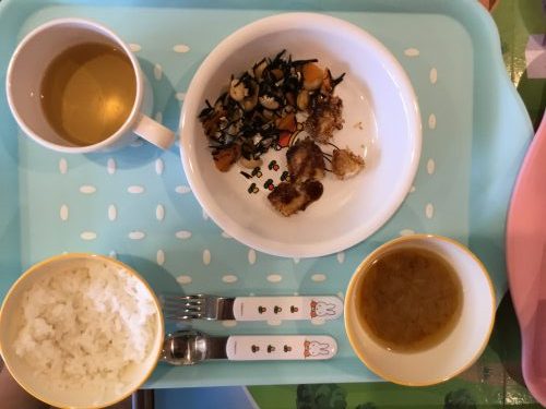 今日のお給食です