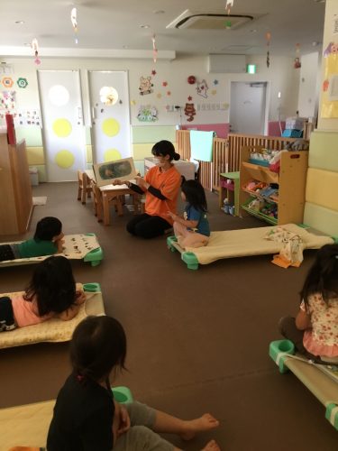 読み聞かせプログラム