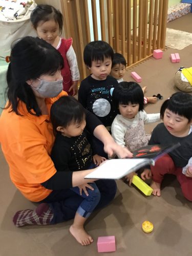 読み聞かせプログラム