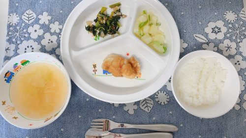 9月16日（金）の給食・おやつ