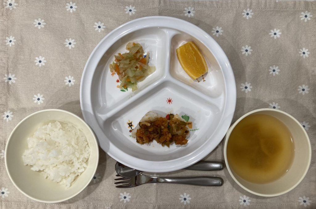 10月6日(金)の給食・おやつ