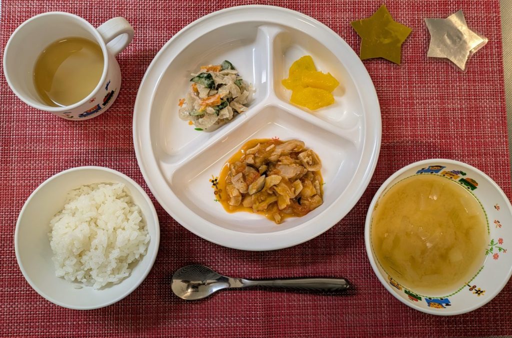 【9月19日㈭の給食・おやつ】