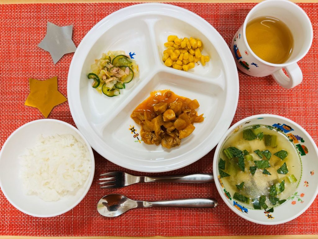 【４月５日(金)の給食・おやつ】