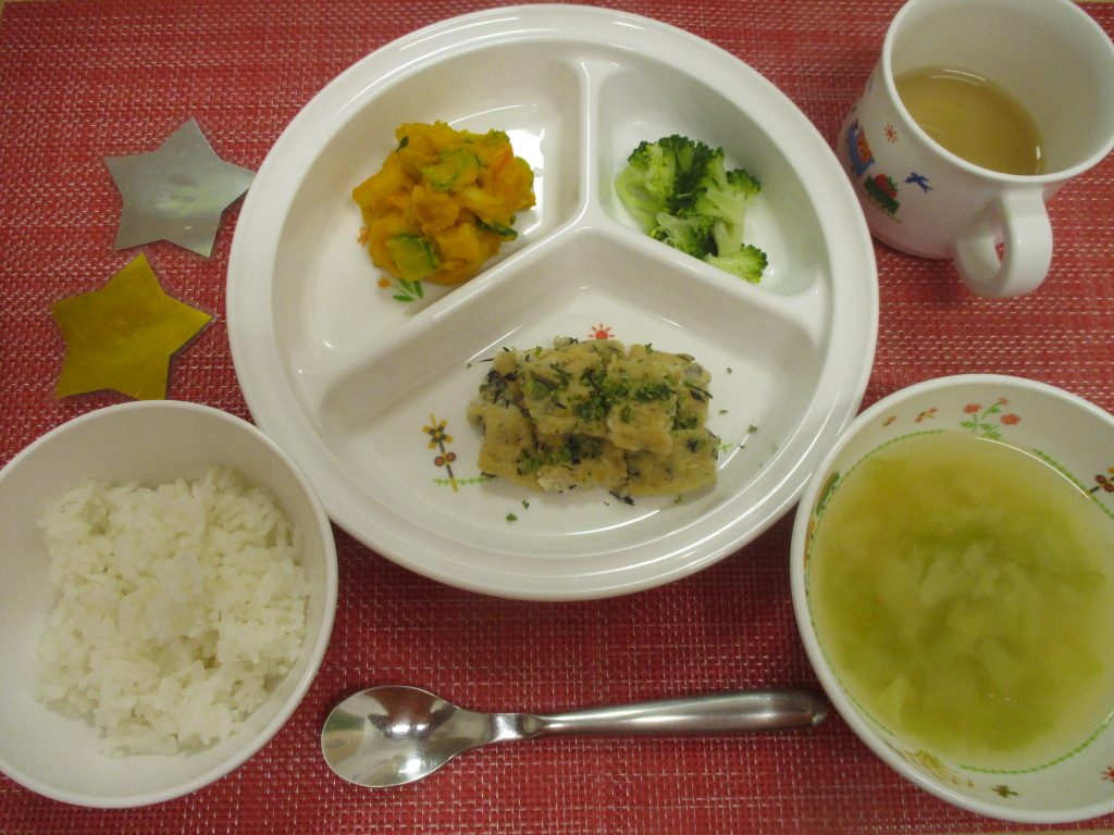 【11月11日㈪の給食・おやつ】