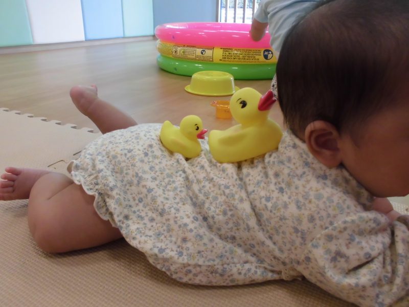 【小規模保育園：小田原園】フライング水遊び???