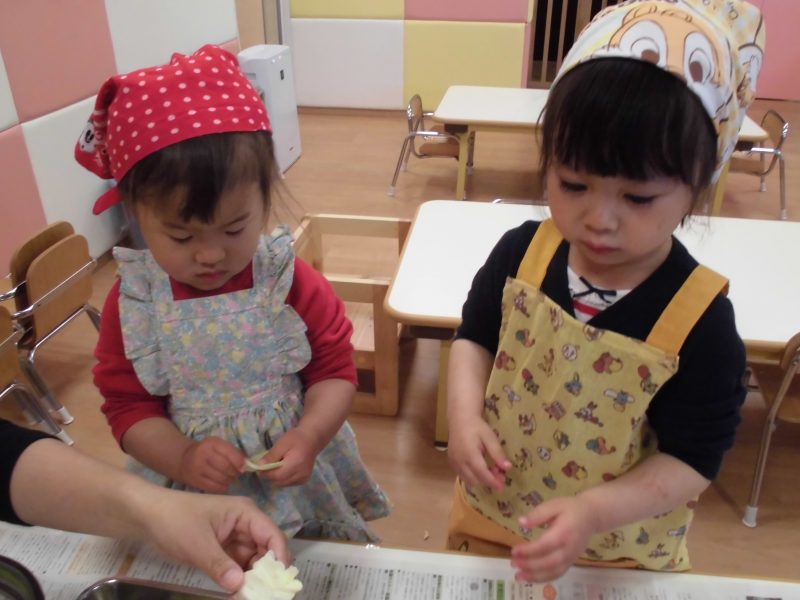 【小規模保育園：小田原】?食育　?お誕生会