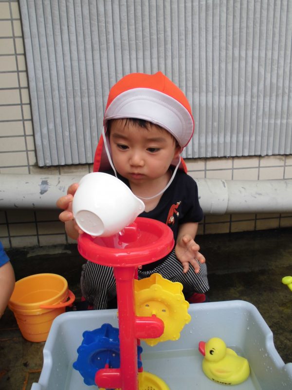 【小規模保育園：小田原園】水遊びが始まりました＼(^o^)／