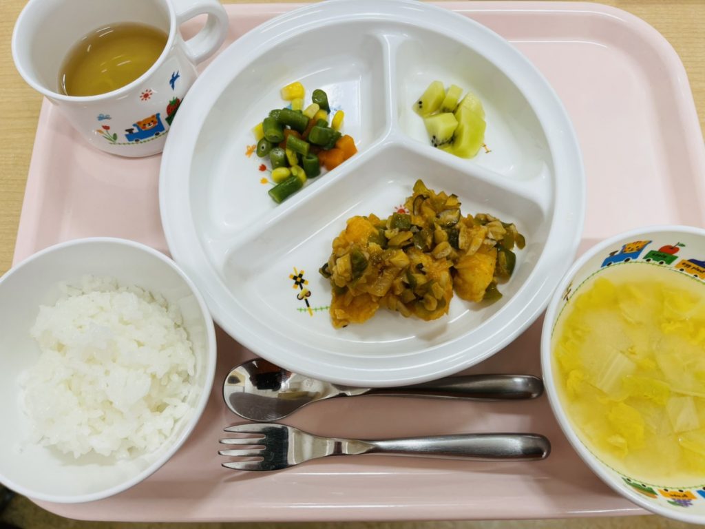 １月21日(土)の給食・おやつ