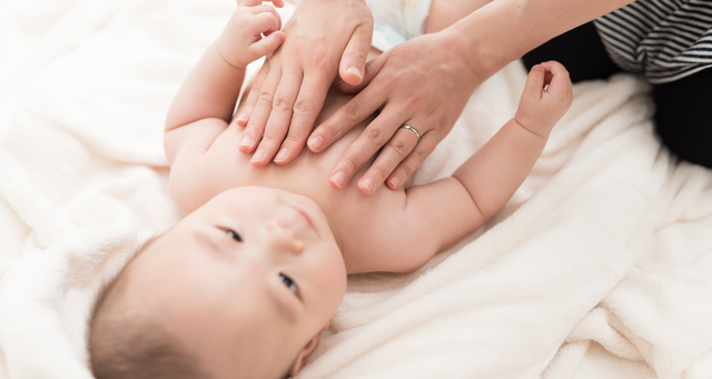 ベビーマッサージで親子のスキンシップUP