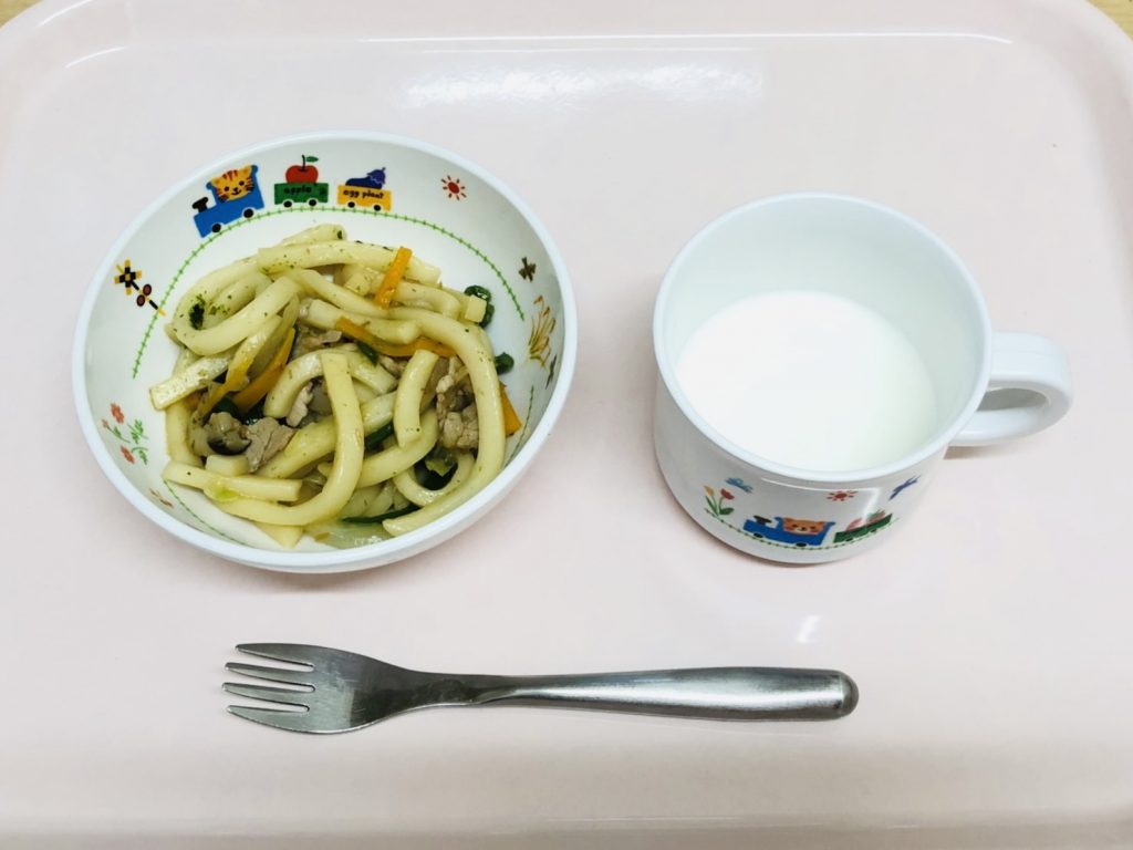2月3日(金)の給食・おやつ
