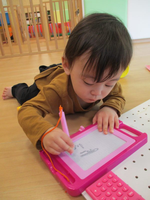 【小規模保育園：小田原園】☆室内遊び☆